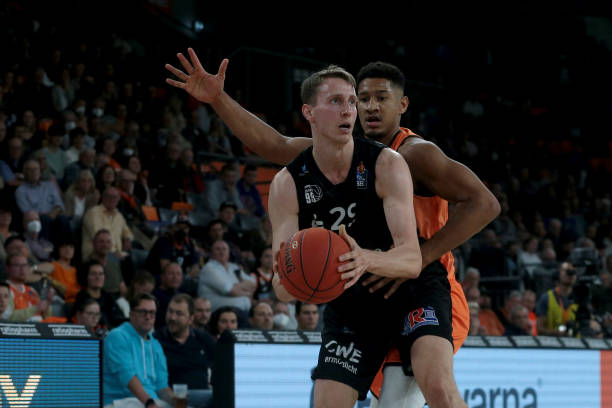 他们的比赛 他们的比赛