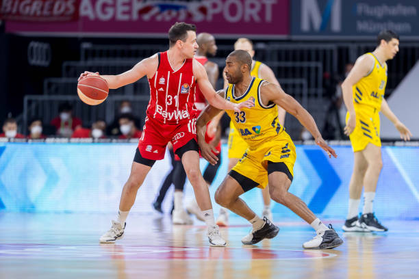 了她们在职 了她们在职