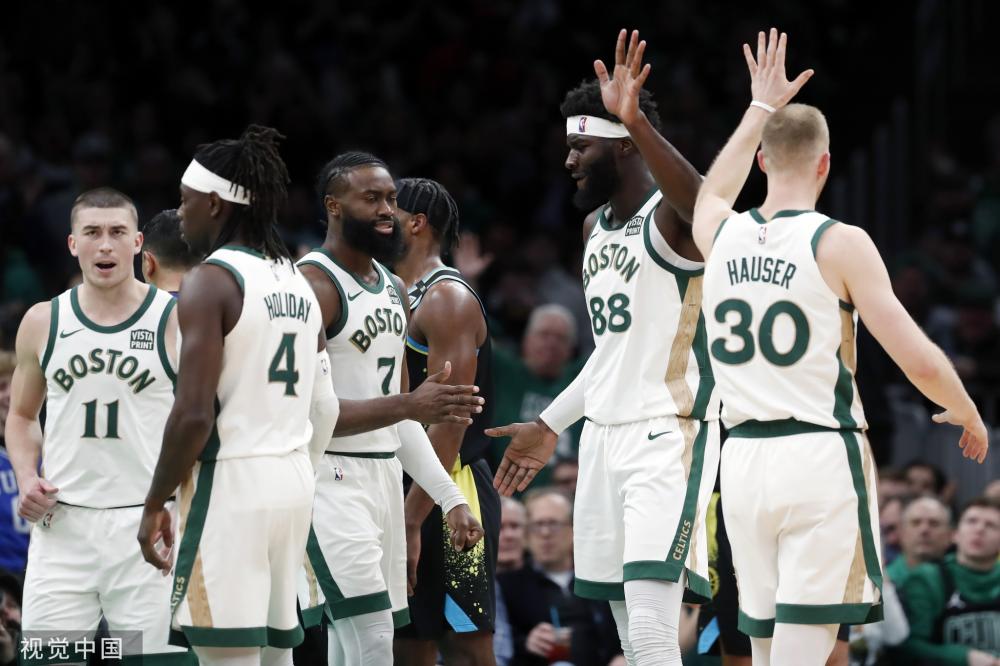 也是对她坚 也是对她坚